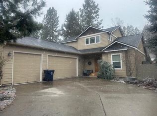 19548 Fishhawk Loop, Bend, OR 97702