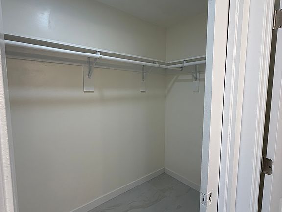 2nd image of 4139 46th St APT 4