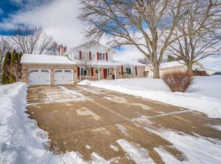 3152 Old Farm Rd, Flint, MI 48507