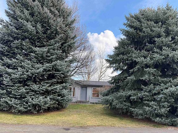 2nd image of 151 Quick Silver Ave