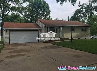 10801 Edgecliffe Dr, Saint Louis, MO
