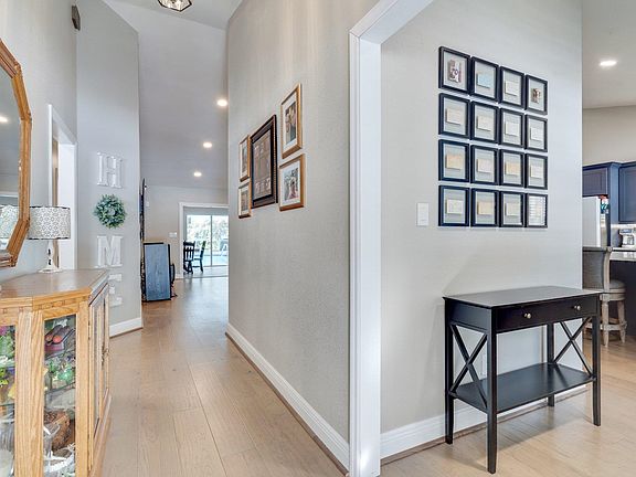 5th image of 8740 Opal Dr
