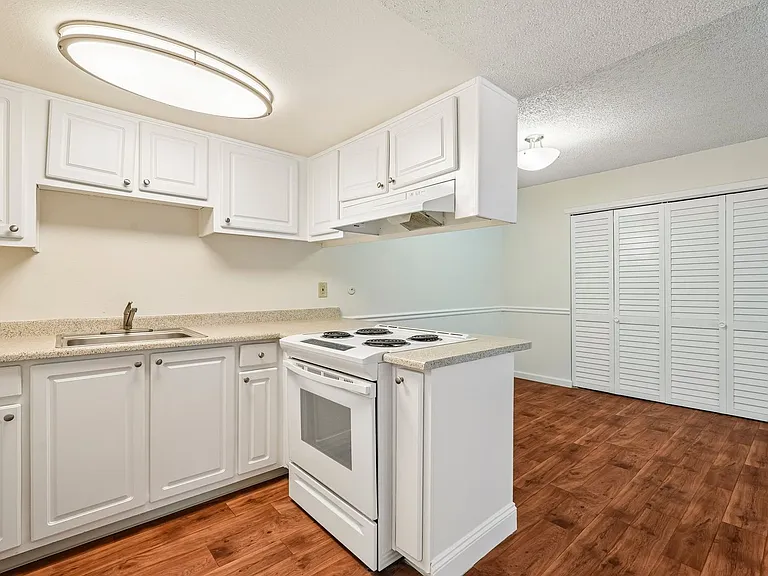 Northridge Terrace Apartments at 4900-4948 Stamas Lane, Fair Oaks California — Photo 38