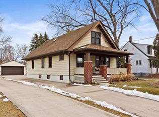 4342 S Austin St, Milwaukee, WI 53207