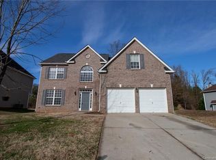 4825 Eagle Creek Dr, Charlotte, NC 28269