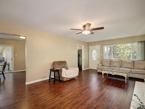 5th image of 5824 Eastridge Dr