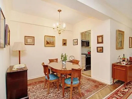 Sold by Stribling | media 4