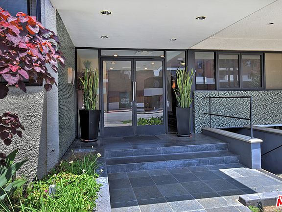 3rd image of 262 N Crescent Dr APT 3A