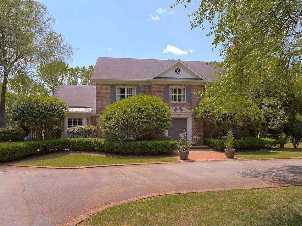 1st image of 805 Knollwood Dr