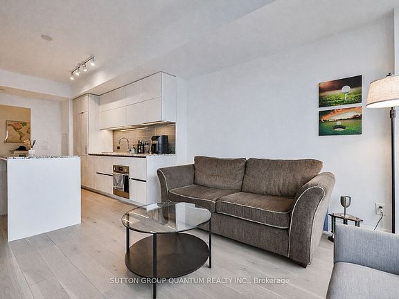 4th image of 21 Park St E #1009