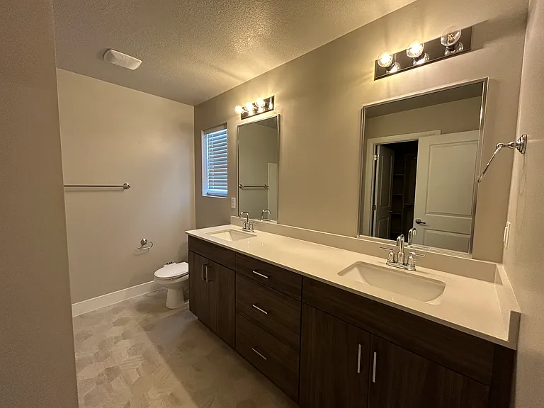 2085 N 275 W #23 — Photo 42