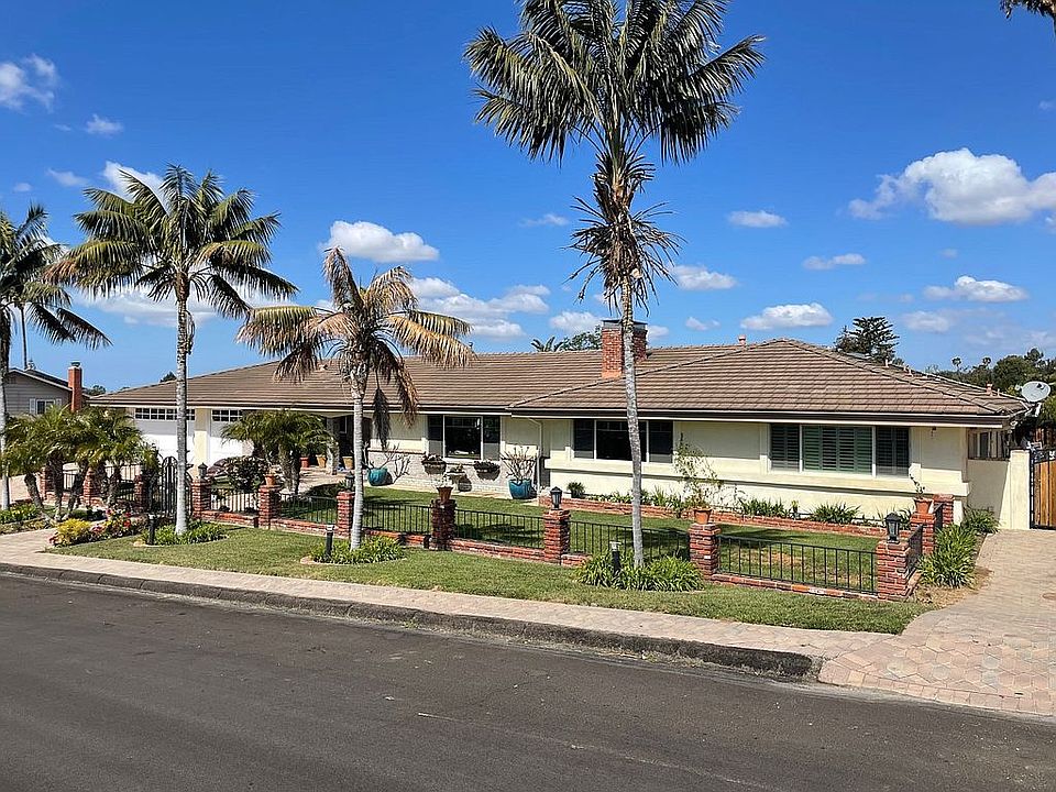 1st image of 59 Estaban Dr