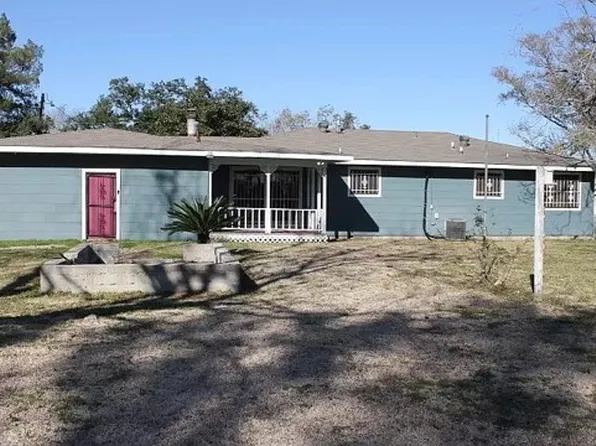 1025 Henderson Ave #1, Orange, TX 77630