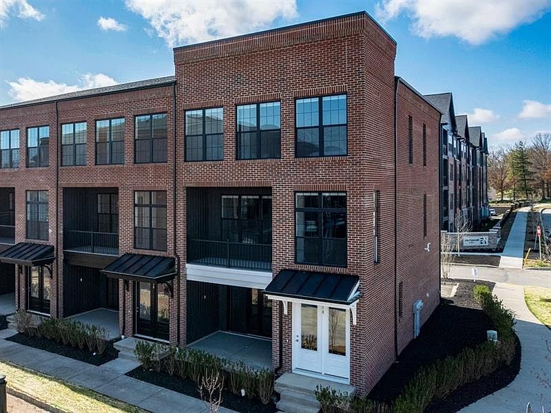 200 Main St, Cranberry Twp, PA 16066 Zillow