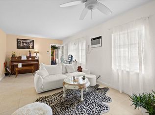 327 S Ocean Breeze #1, Lake Worth, FL 33460