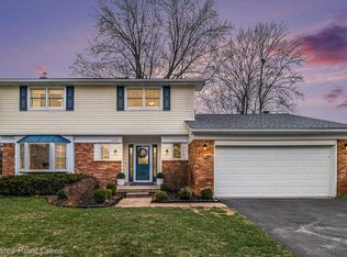 2337 Eaton Gate Rd, Lake Orion, MI 48360