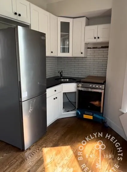 49 Garden Pl #4N — Photo 7