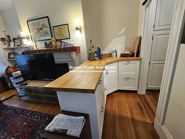 429 Marlborough St #4 — Photo 12