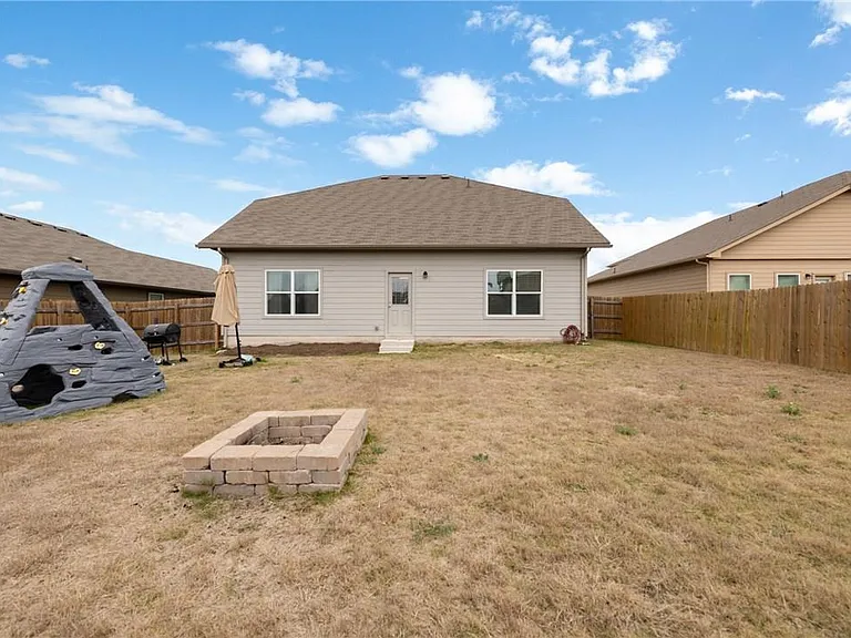 206 Llano River Trl — Photo 35
