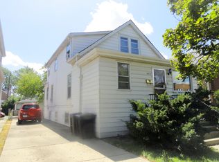 4857 W Addison St, Chicago, IL 60641