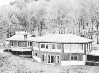100 South Rd, Cropseyville, NY 12052