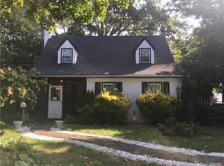 7 Earl Pl, Baldwin, NY 11510