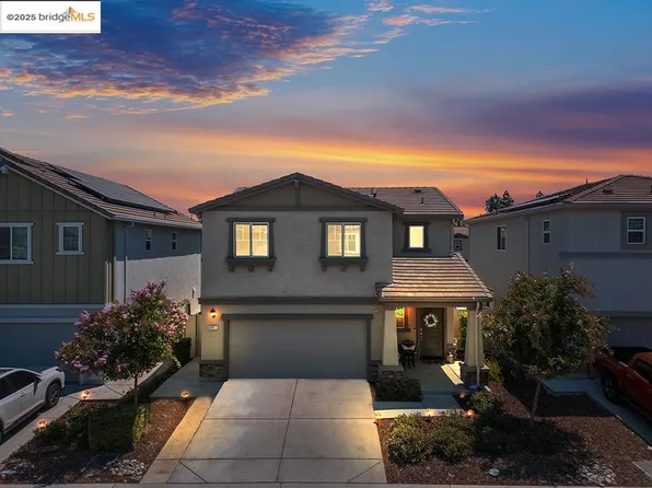 3807 Bridgemeadow Way, Sacramento, CA 95834