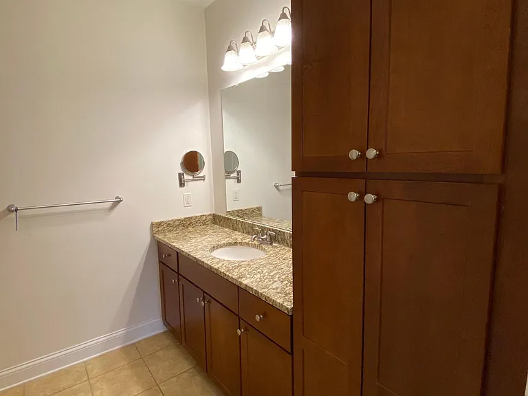 953 Ingleside Ave #116 — Photo 15