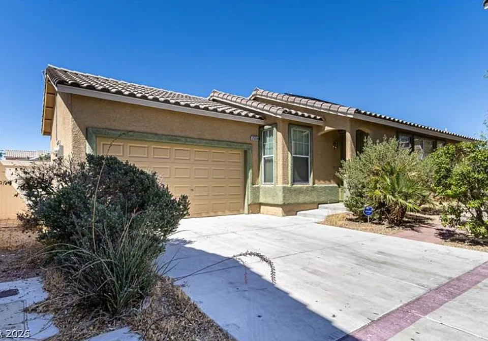 2520 Bottle Palm Ct