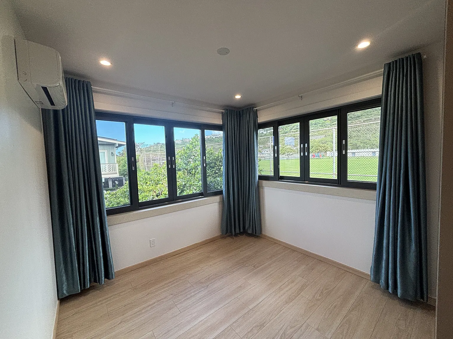5130 Kalanianaole Highway - 3 — Photo 4