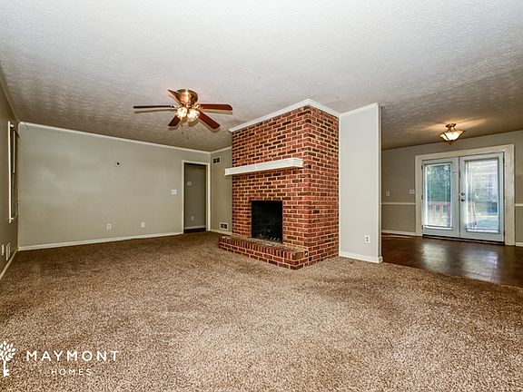 3rd image of 353 Sherwood Cir SE
