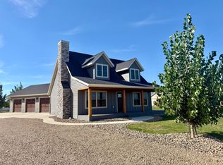107 Castaway Loop, Pierre, SD 57501