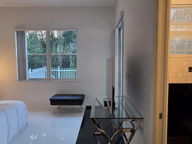 661 Lake Wellington Dr — Photo 69