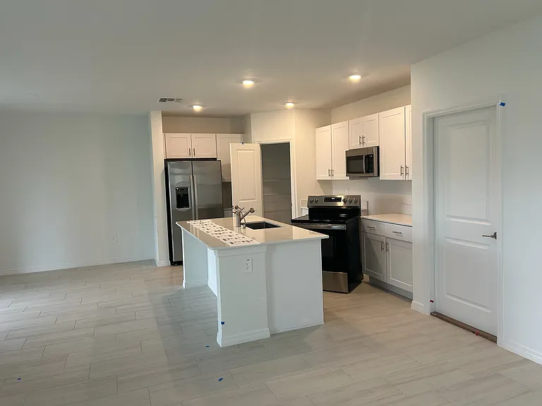 3522 Great Park Ct — Photo 4