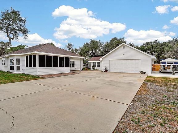 2nd image of 119 Bishop Rd