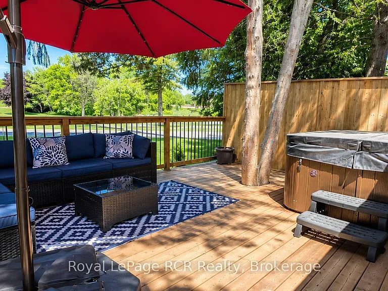 526 Alice St — Photo 13