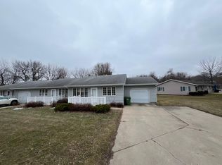 925 Liberty Dr #3, Worthington, MN 56187
