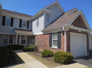 122 E Fabish Dr, Buffalo Grove, IL 60089