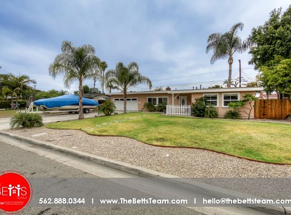 2nd image of 11822 Stephanie Ln