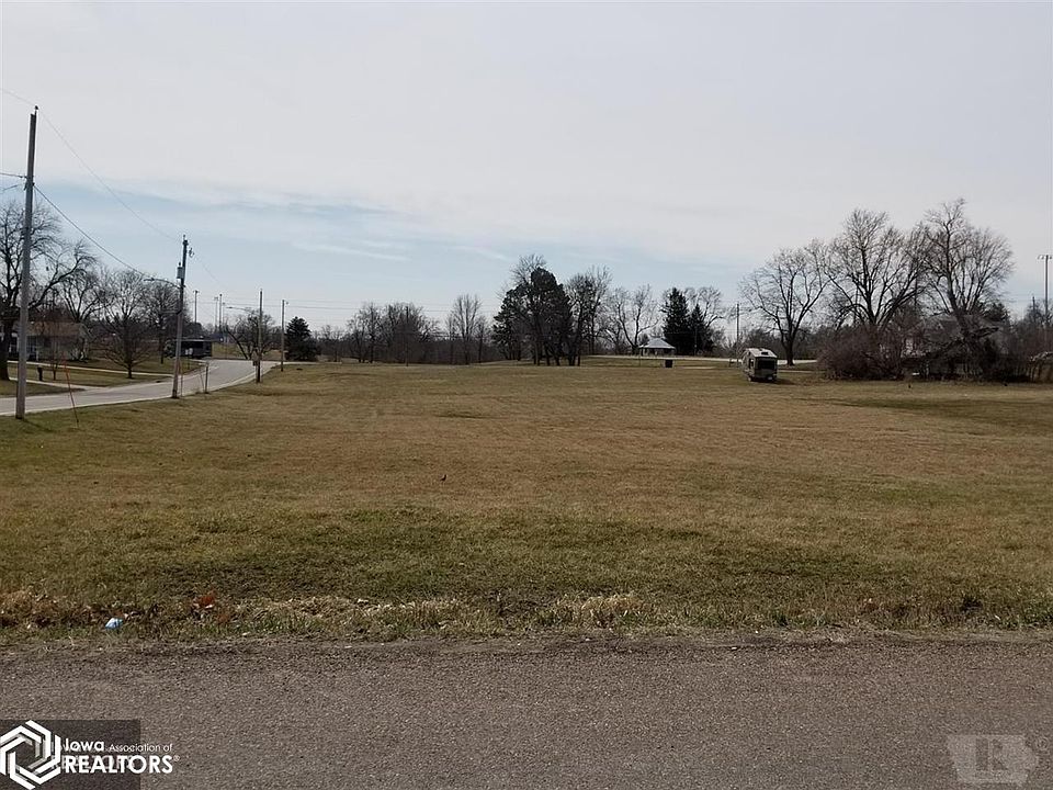 1st image of 0 9th Ave E #W/s-h