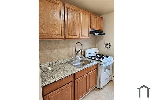 6006 Eads St NE #1 Photo 1