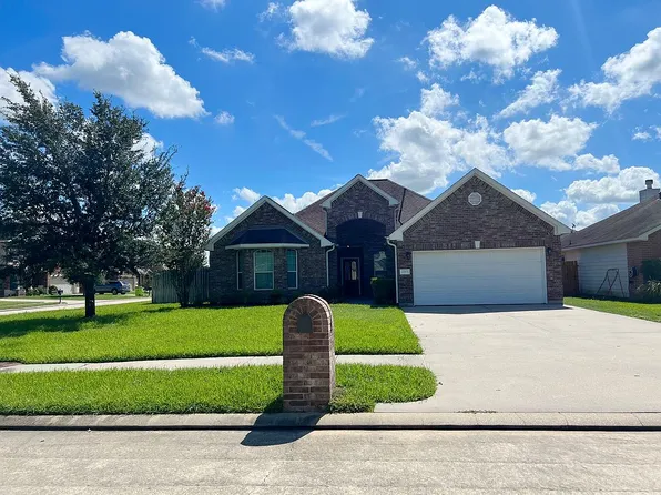 12911 Spruce Cir, Tomball, TX 77375