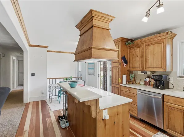 6095 S Sierra Grande Dr, Salt Lake City, UT 84129