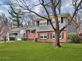 50 Pamela Ln, New Rochelle, NY 10804