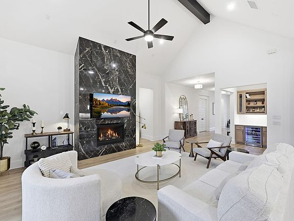 3rd image of 22089 Breakwater Ln
