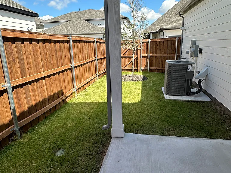 2137 Eastus Ln — Photo 15