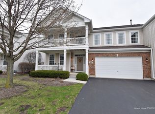 409 Mayborne Ln, Geneva, IL 60134