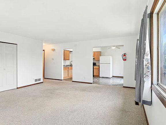 4th image of 1616 Sloan St #3