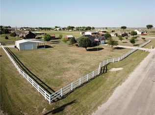 142 Prairie View Dr, Decatur, TX 76234