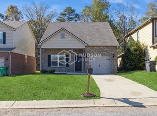 612 Kincaid Cove Ln, Odenville, AL 35120